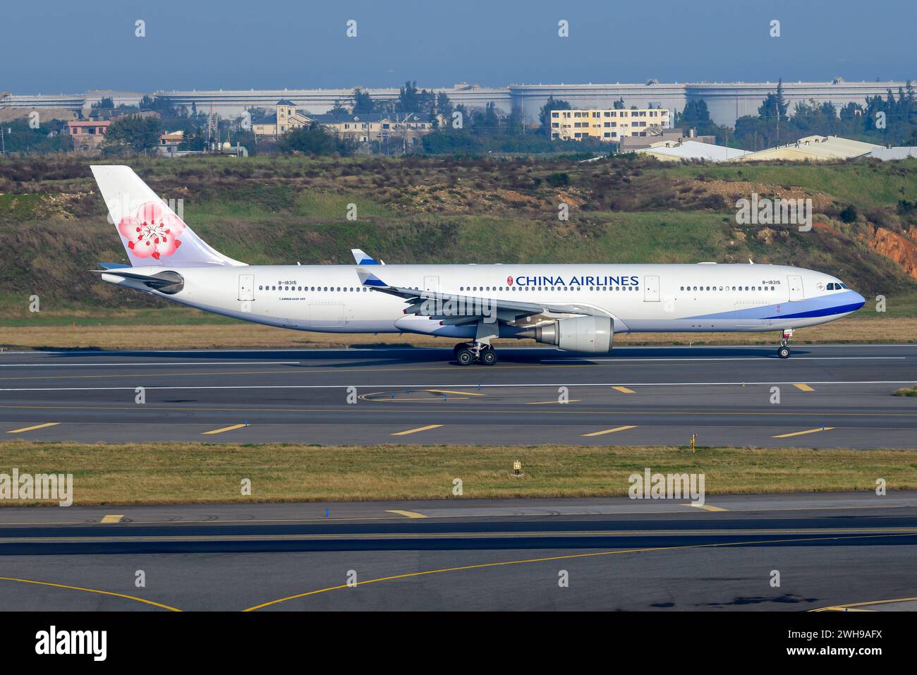 Un Airbus A330-300 de China Airlines décolle. Avion A330 de China Airlines. Avion A333 de ChinaAirlines. Banque D'Images