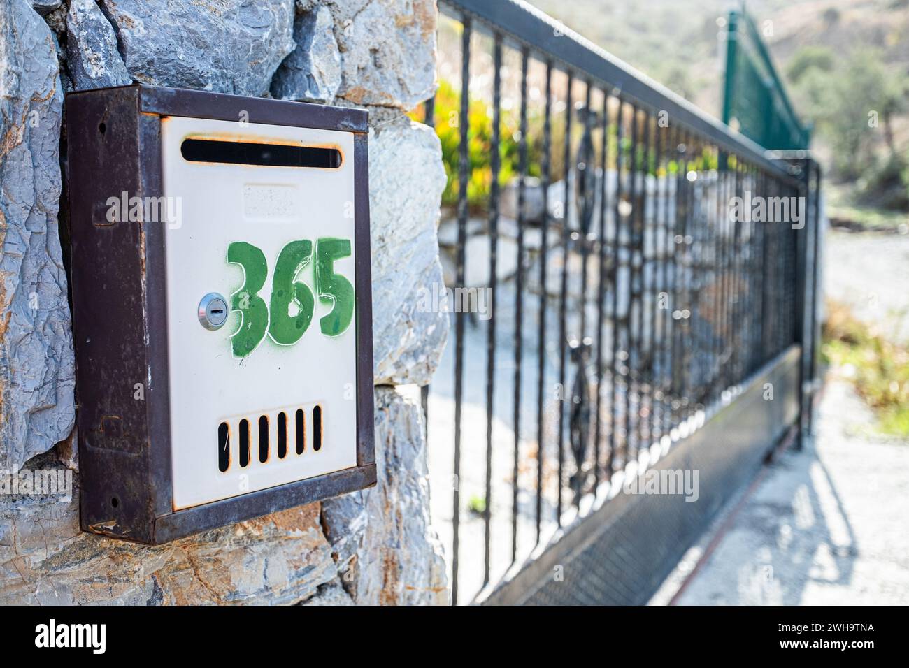 Le numéro d'adresse du boîtier de la porte de la maison 365 Banque D'Images