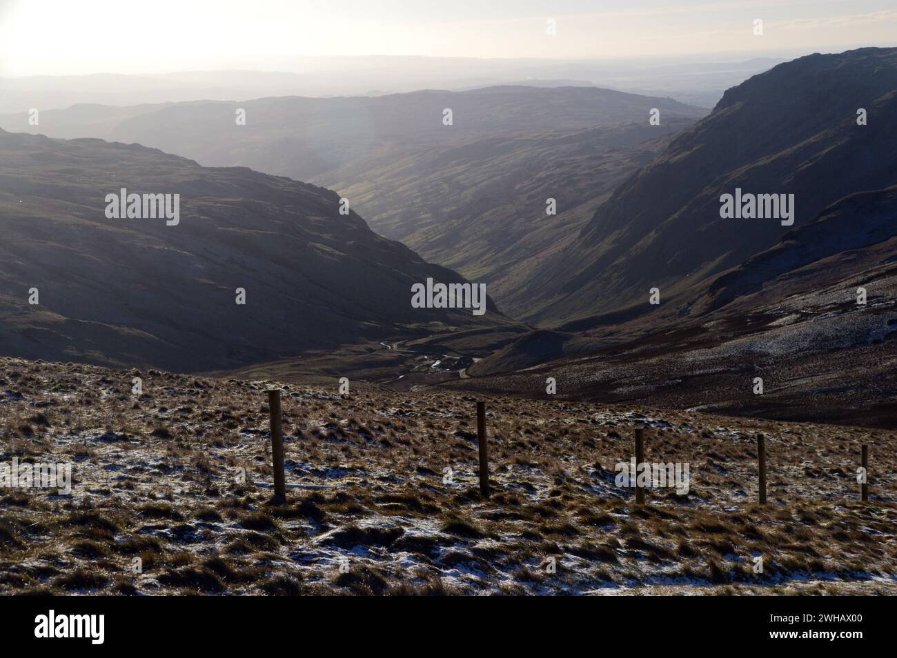 La vallée de Longsleddale et le col de Gatescath (piste) depuis la branche de Wainwright à Mardale, parc national de Lake District, Cumbria, Angleterre, Royaume-Uni. Banque D'Images