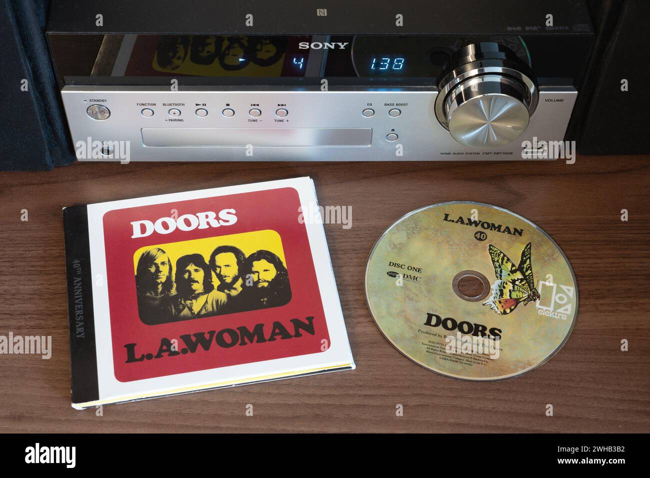L.A. Woman Albums de The Doors L.A. Woman L.A. Woman Albums de The Doors. Le chanteur Jim Morrison meurt 2 mois et 2 semaines après la sortie de l'album Banque D'Images