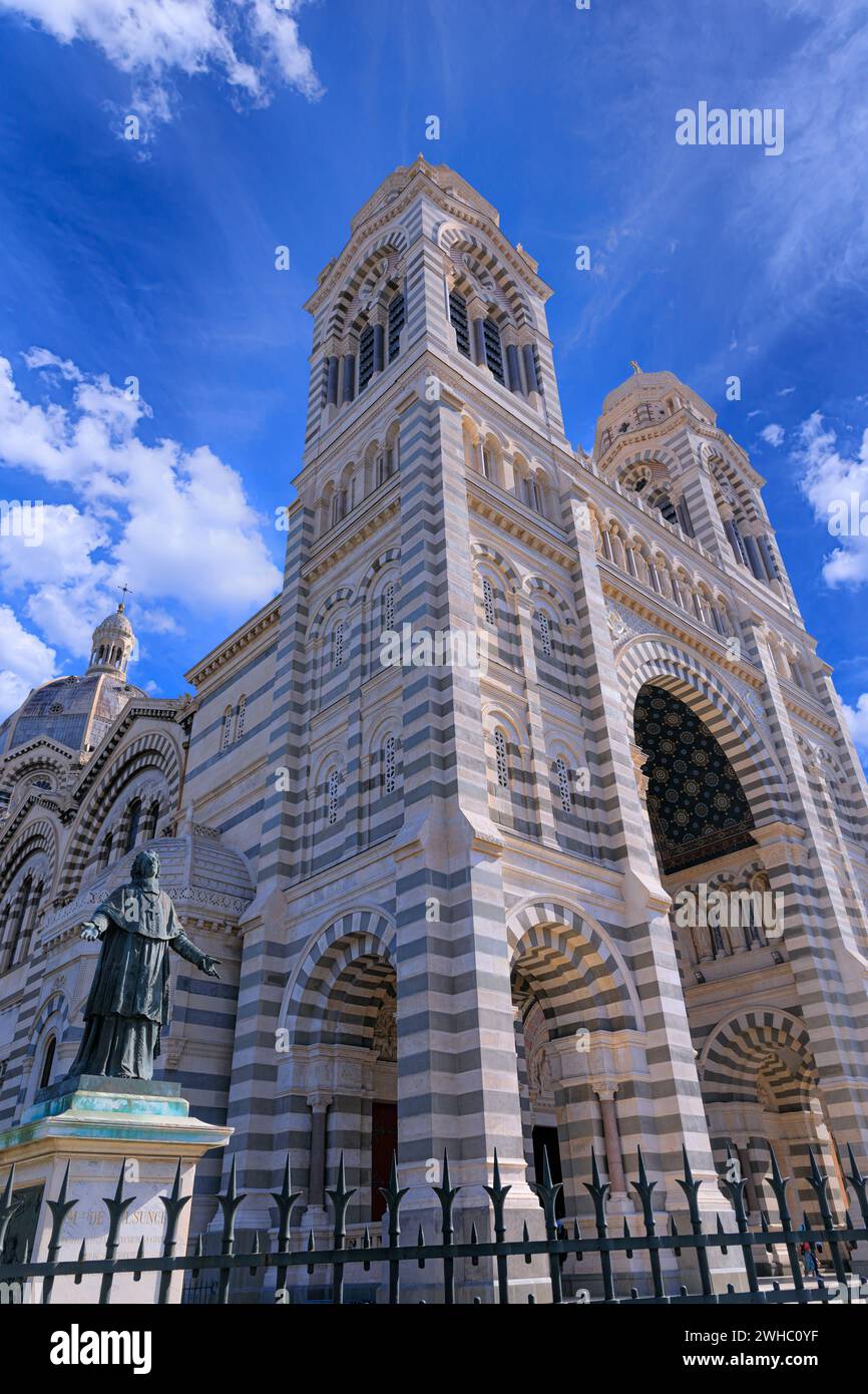 Vue de la cathédrale Sainte-Marie-majeure à Marseille, France. Banque D'Images