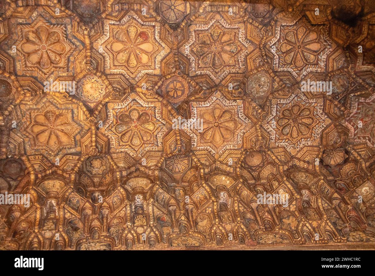 Plafond en bois de verre dans la partie intérieure de la chapelle palatine à Palerme, Sicile, Italie Banque D'Images