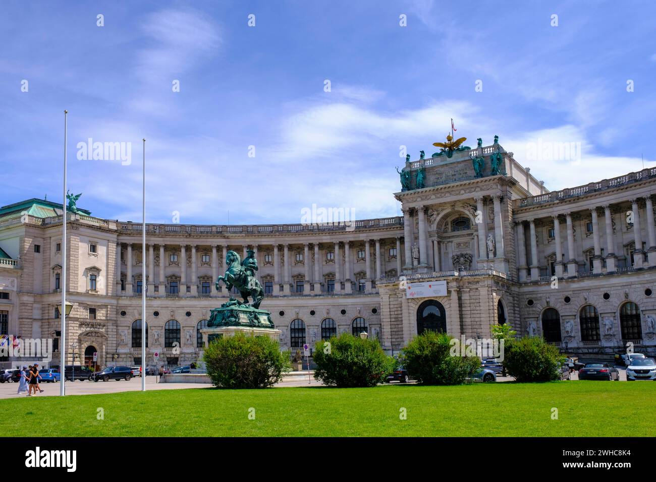 Heldenplatz, Palais impérial de la Hofburg, avec monument équestre à l'archiduc Karl, 1er arrondissement, Vienne, Autriche Banque D'Images