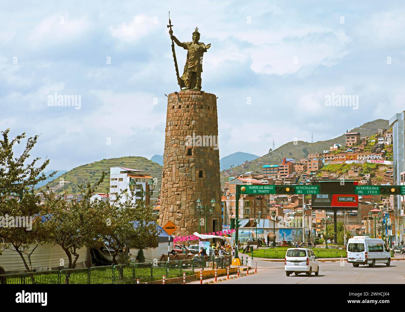 Statue inca du souverain Pachacutec à Cusco, province de Cusco, Pérou Banque D'Images