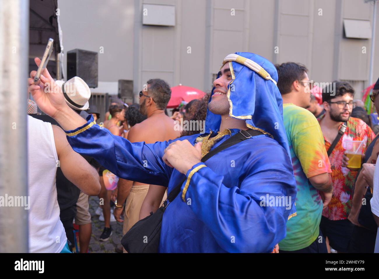 9 février 2024, Rio de Janeiro, Rio de Janeiro, Brésil : RIO DE JANEIRO (RJ), 02/09/2024 - CARNIVAL/BLOCOS DE RUA/ORFAOS DE BRIZOLA/RJ - le Bloco Orfaos de Brizola a défilé ce vendredi 9 février dans le centre de la ville de Rio de Janeiro. Le Bloco Orfaos do Brizola propose de prendre la politique et la critique sociale dans les rues pendant le carnaval de Rio. Le bloc commémore le 40e anniversaire de l'inauguration du Sambadrome à Rio de Janeiro. (Foto : Saulo Angelo/Thenews2/Zumapress) (crédit image : © Saulo Angelo/TheNEWS2 via ZUMA Press Wire) USAGE ÉDITORIAL SEULEMENT! Pas pour Commercia Banque D'Images