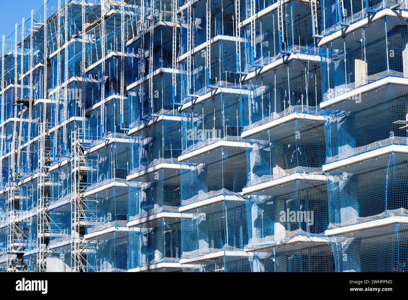 Façade d'un immeuble en construction vu à Badalona, Espagne Banque D'Images