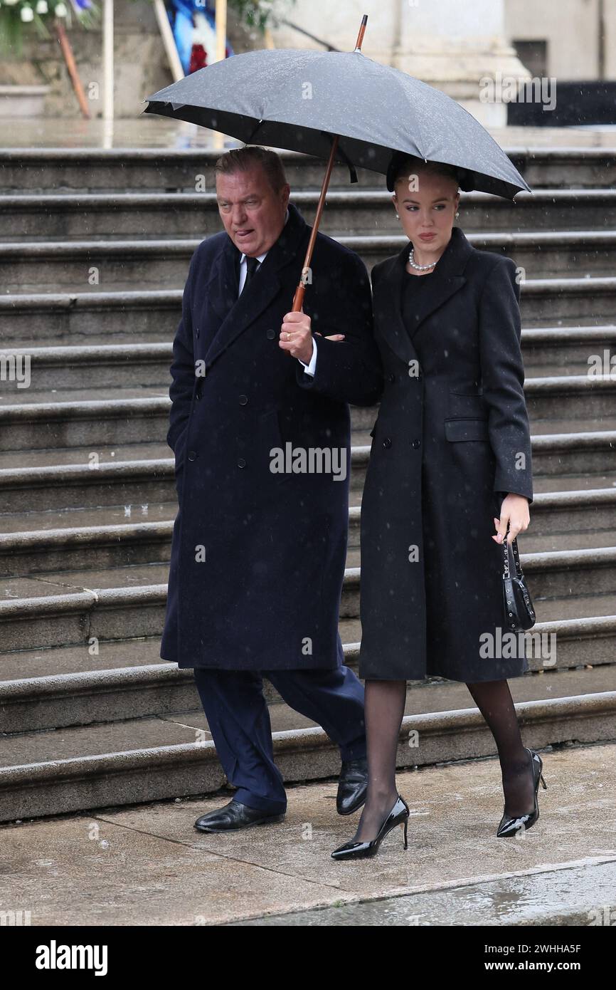 Turin, Italie. 10 février 2024. Le Prince Charles et sa fille la Princesse Camille de Bourbon deux-Siciles assistent aux funérailles de S.R. Vittorio Emanuele de Savoie à la Cathédrale Saint Jean Baptiste ( Duomo de Torino ) à Turin, Italie, le 10 février 2024. Photo de Marco Piovanotto/ABACAPRESS.COM crédit : Abaca Press/Alamy Live News Banque D'Images