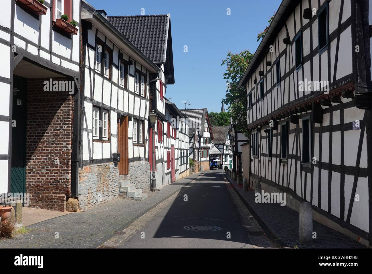 Maisons à colombages dans le centre-ville historique de Kommern Banque D'Images