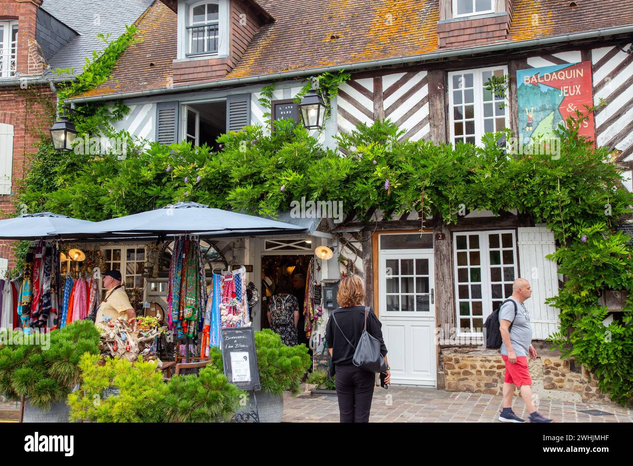 Le joli village de Beuvron-en-Auge en Normandie Banque D'Images