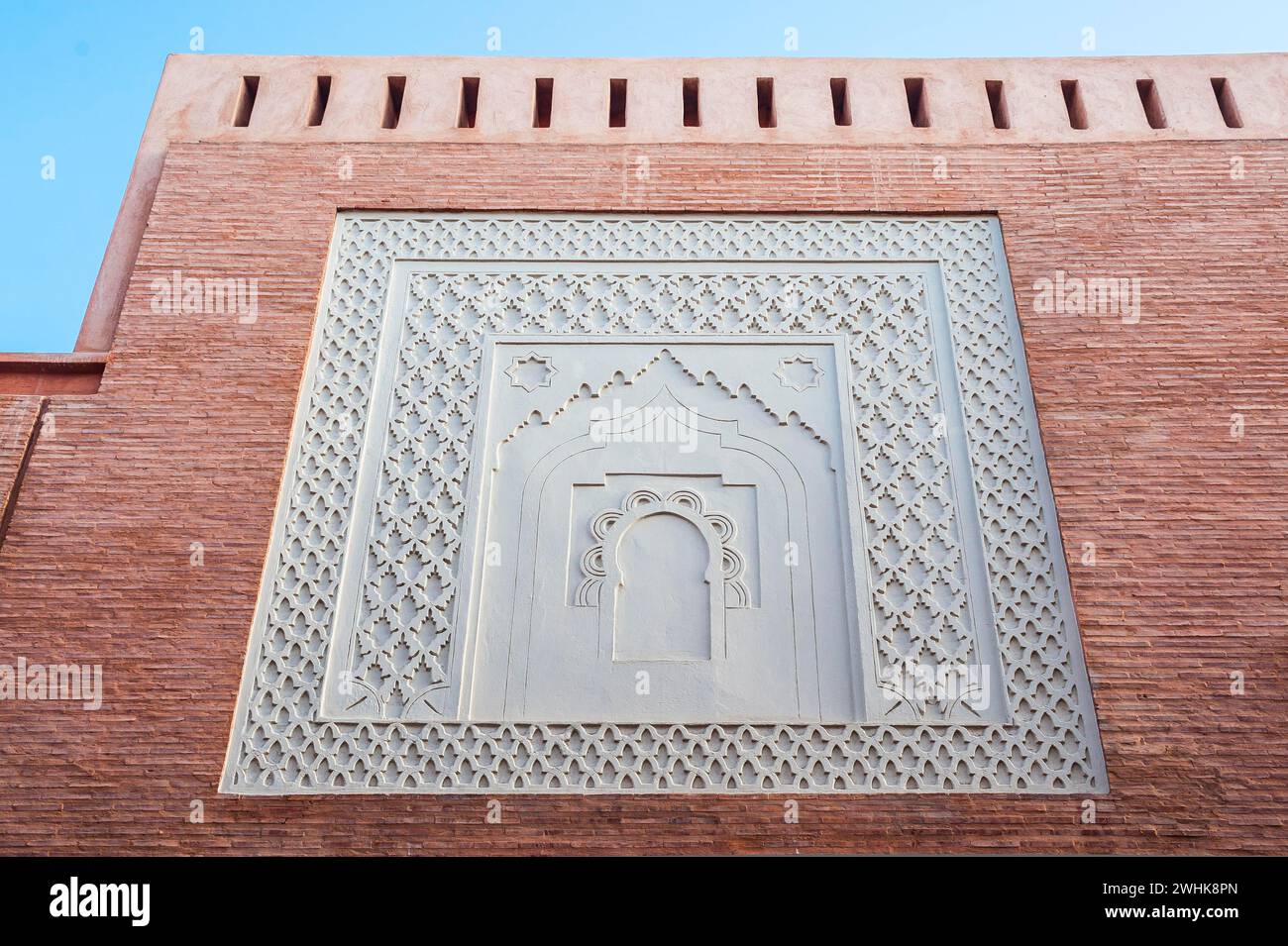 Façade restaurée, ornement, décoration, ornementation, art, architecture, pierre d'argile, argile, matériau de construction, alternative, arabe, oriental, maison Banque D'Images