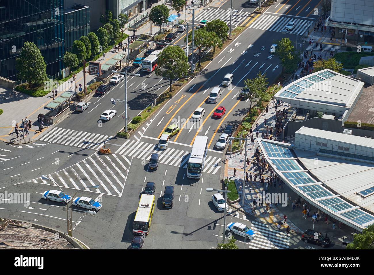 La vue de dessus de Sakura dori et Meieki dori. Nagoya. Japon Banque D'Images