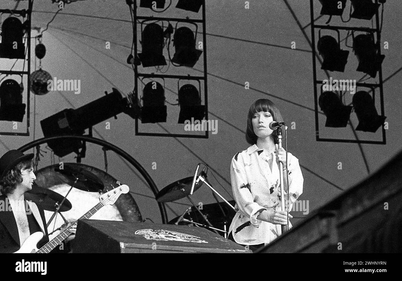 Kiki Dee, chanteuse pop soul britannique, en préformation au concert du Queen Hyde Park 18/9/1976 Banque D'Images