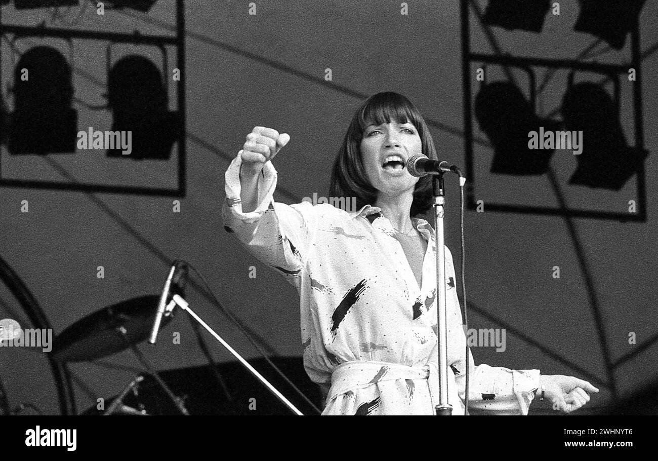 Kiki Dee, chanteuse pop soul britannique, en préformation au concert du Queen Hyde Park 18/9/1976 Banque D'Images