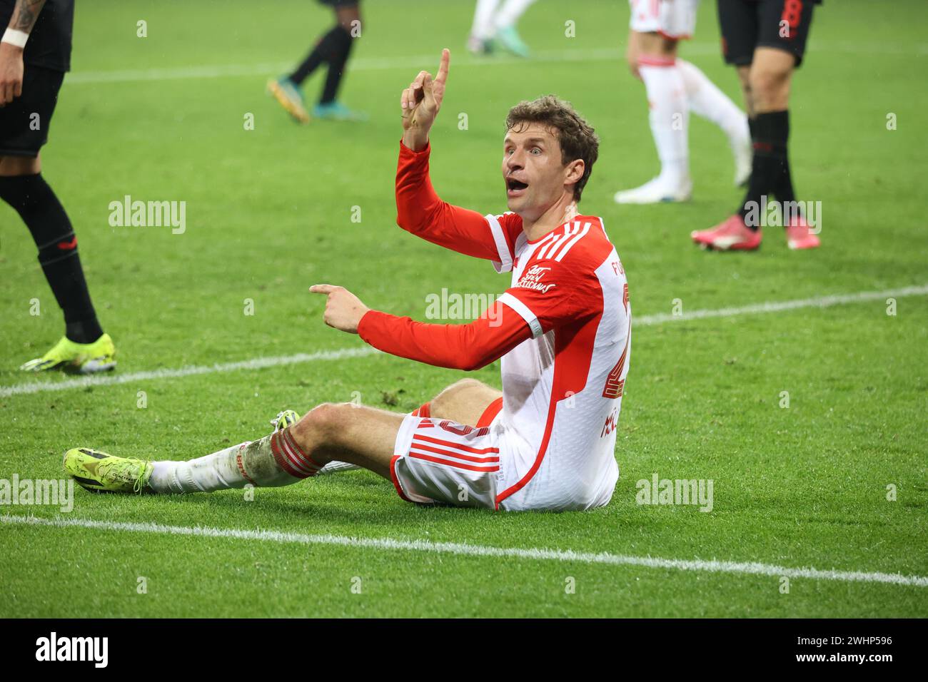 Leverkusen, Deutschland. 10 février 2024. Thomas Mueller (Bayern), Leverkusen, Deutschland, 10.02.2024, 1. Bundesliga, 21 ans. Spieltag, Bayer 04 Leverkusen - FC Bayern Muenchen. LA RÉGLEMENTATION DFL INTERDIT TOUTE UTILISATION DE PHOTOGRAPHIES COMME SÉQUENCES D'IMAGES ANDMZZALAMY LIVE NEWS Banque D'Images