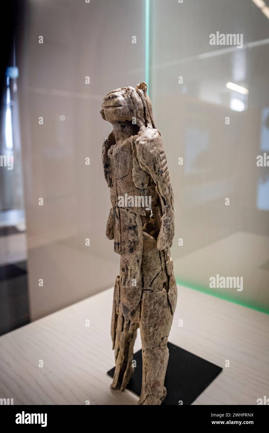 lion homme de Stadel, sculpture en ivoire paléolithique supérieure de mammouth, réplique, Museo de la Evolución humana, MEH, Burgos , Espagne Banque D'Images