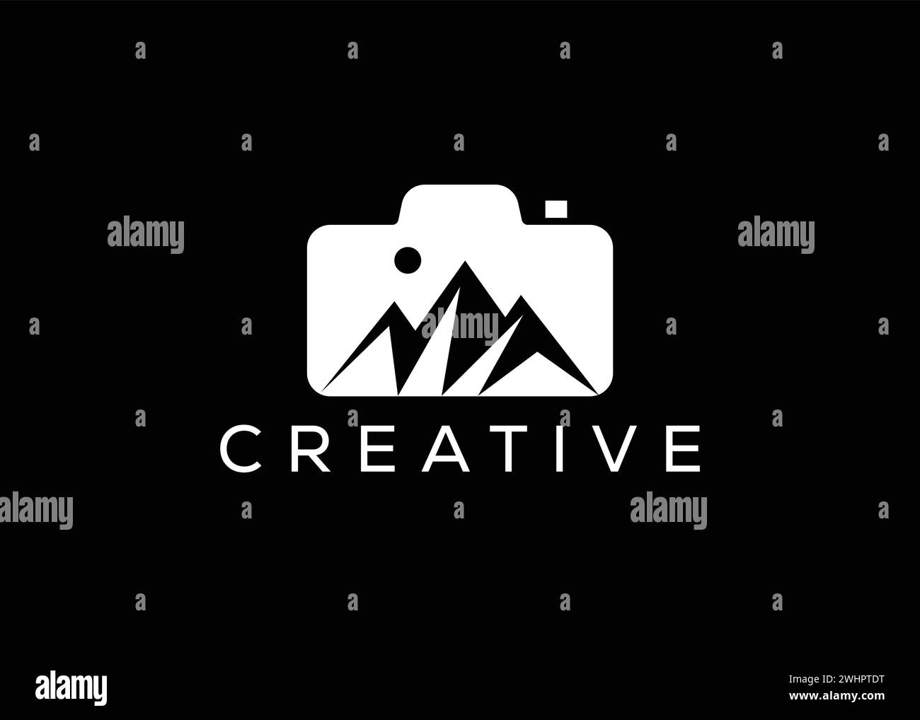 Modèle vectoriel de conception de logo de caméra de colline minimaliste. Logo Creative Modern Adventure Photoshoot Illustration de Vecteur