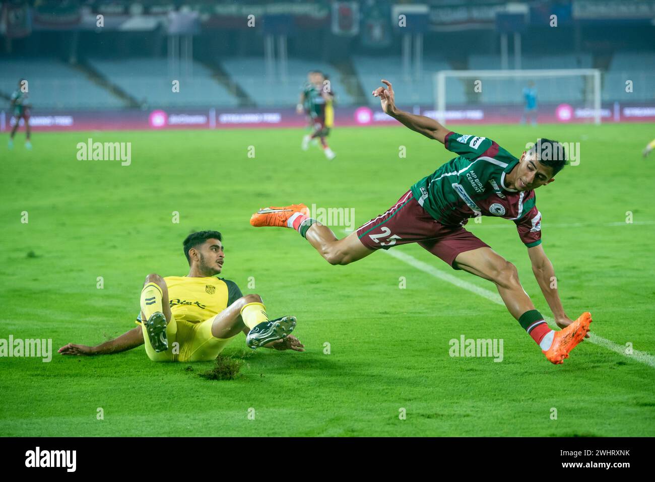 Kolkata, Inde. 10 février 2024. Mohunbagan Super Giants de Kolkata remporte de manière louable contre Hyderabad Football Club par 2-0 au stade Salt Lake en ISL 2023-24. (Photo par Amlan Biswas/Pacific Press) crédit : Pacific Press Media production Corp./Alamy Live News Banque D'Images