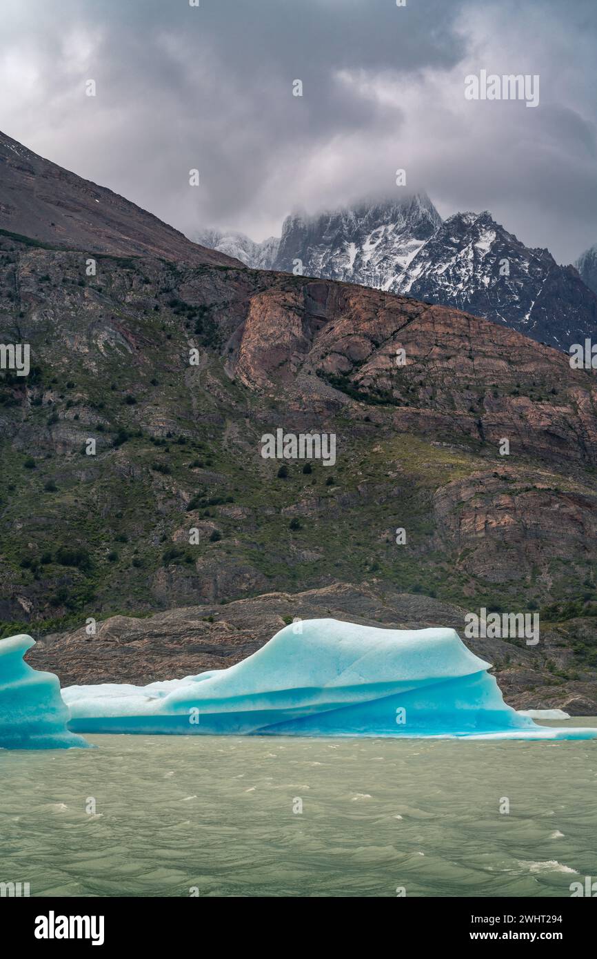 Glacier gris dans le parc national de Torres del Paine, en Patagonie chilienne Banque D'Images