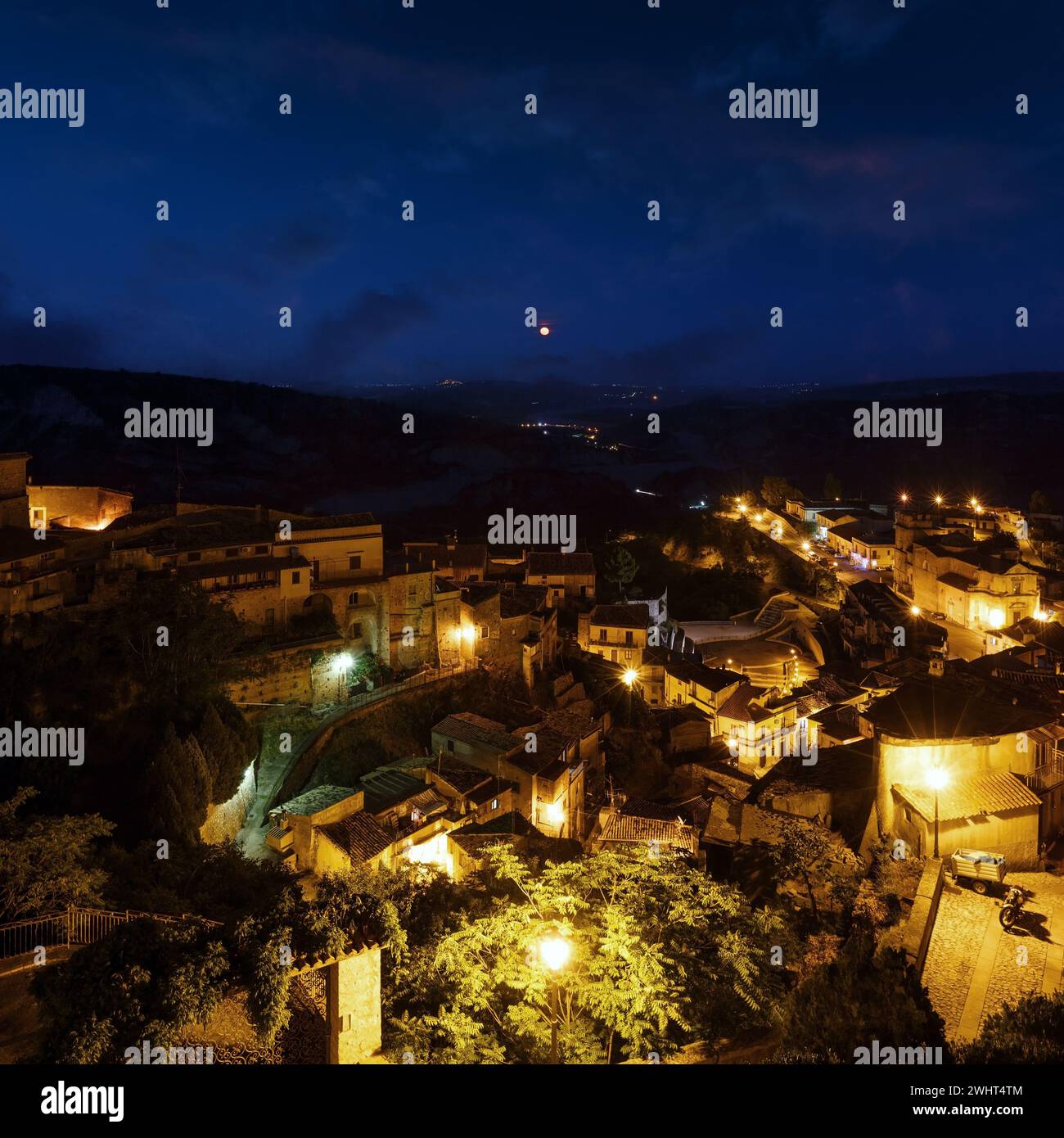 Nuit 20/410 village, Calabre, Italie. Banque D'Images