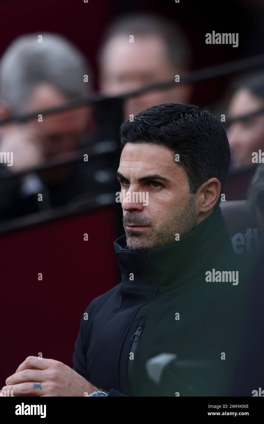 Mikel Arteta, manager d'Arsenal lors du match de premier League entre West Ham United et Arsenal au London Stadium de Stratford le dimanche 11 février 2024. (Photo : Tom West | mi News) crédit : MI News & Sport /Alamy Live News Banque D'Images