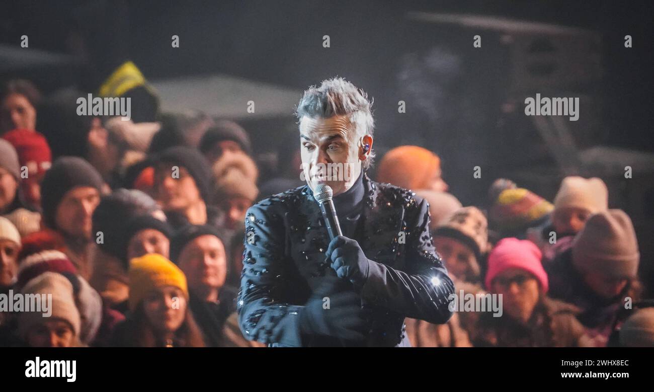 Schladming, Steiermark, Österreich : Robbie Williams im Konzert zur Saisoneröffnung der Wintersaison 2023 / 2024 ouverture de ski Schladming Dachstein Planai, Hauser Kaibling, Reiteralm, Hochwurzen - Weltstar, VIP, promi *** Schladming, Styrie, Autriche Robbie Williams en concert à l'ouverture de la saison d'hiver 2023 2024 ouverture du ski Schladming Dachstein Planai, Hauser Kaibling, Reiteralm, Hochwurzen World star, VIP, Celebrity Copyright : xJoeranxSteinsiekx Banque D'Images