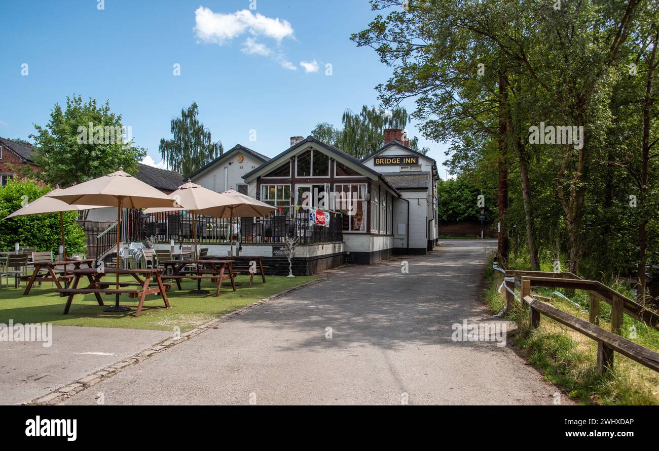 Pub de campagne à Audlem Royaume-Uni Banque D'Images