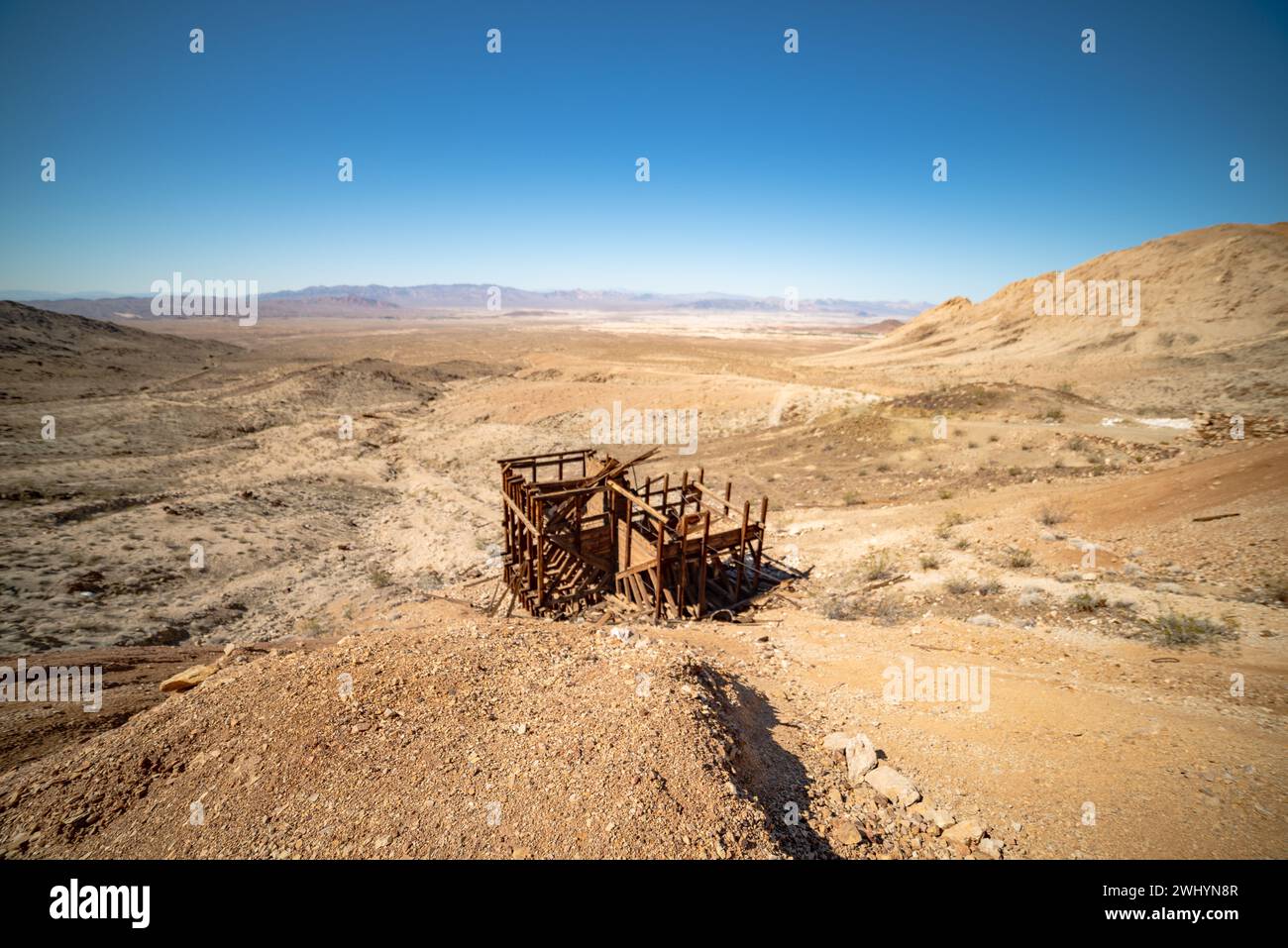 Exploration, mine d'or abandonnée, Tecopa, Kingston Range, Vallée de la mort, aventure dans le désert, ruines minières, structure abandonnée, exploration du désert, Histor Banque D'Images