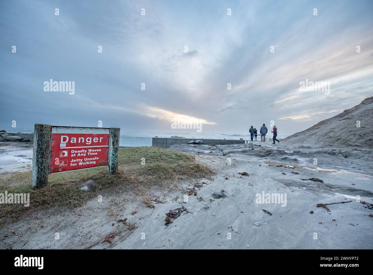 Mavericks, Big Wave Surfing, marée basse, Half Moon Bay, Port, côte, Californie, Surf Spot, Sports extrêmes, surf Banque D'Images
