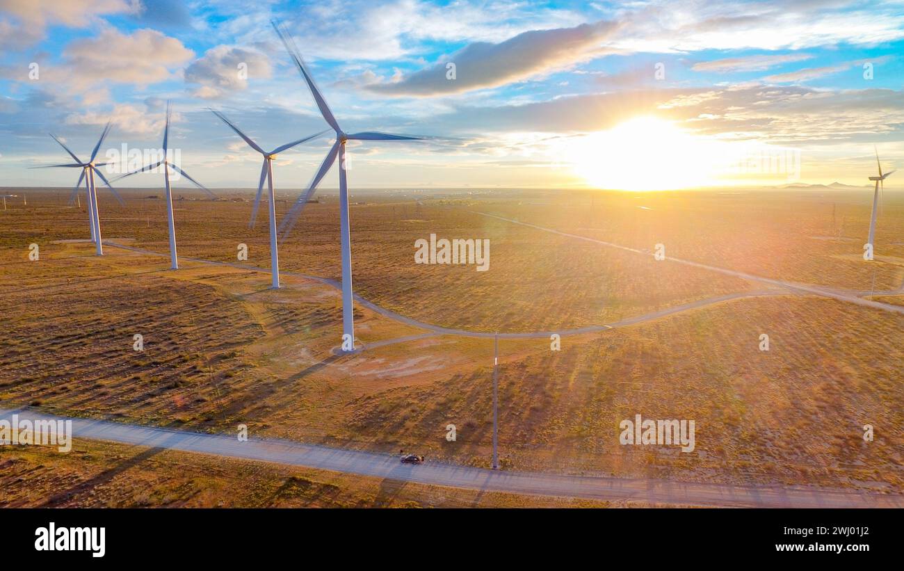 Moulins à vent, énergie durable, Mojave California, Drone Aerial Shots, énergie renouvelable, énergie propre, turbines éoliennes, pales de turbine Banque D'Images