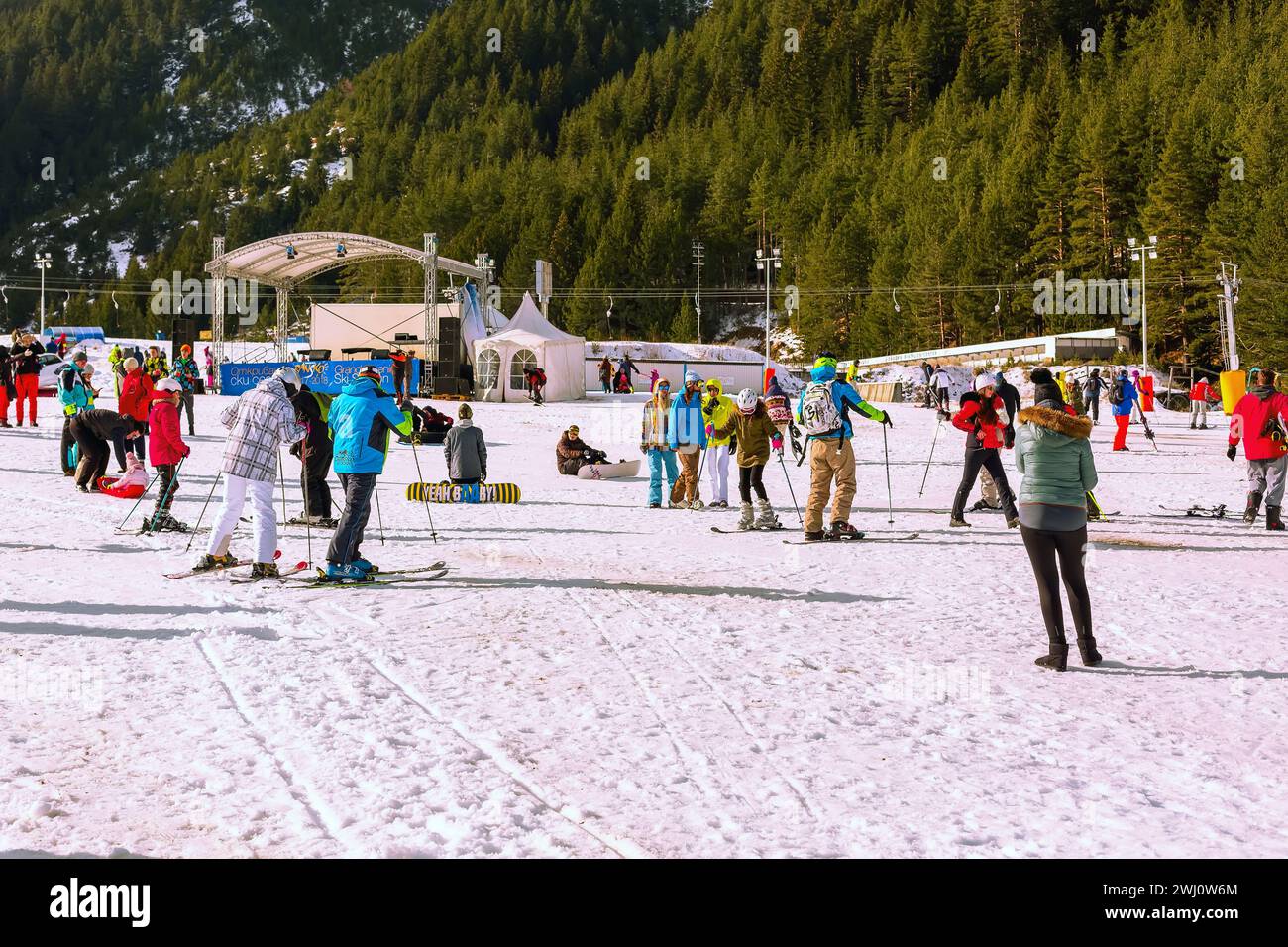 Station de ski Bansko, Bulgarie, gens, vue sur les montagnes Banque D'Images