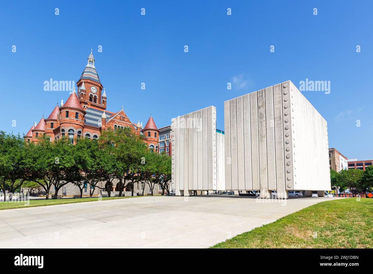 John F. Kennedy Memorial Plaza Mémorial pour JFK et cour à Dallas, États-Unis Banque D'Images