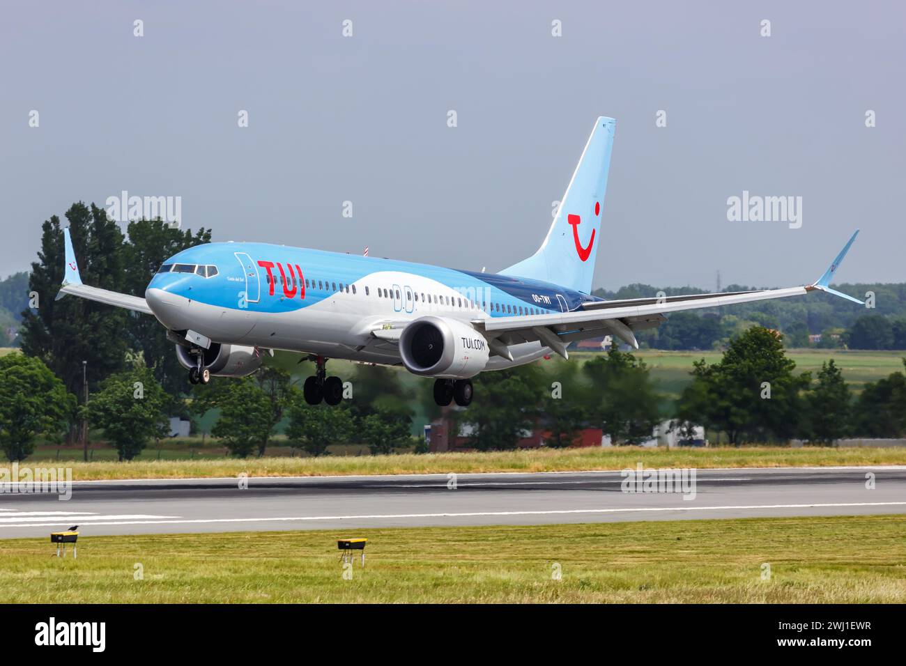 TUI Belgique Boeing 737 MAX 8 Aircraft Bruxelles aéroport en Belgique Banque D'Images