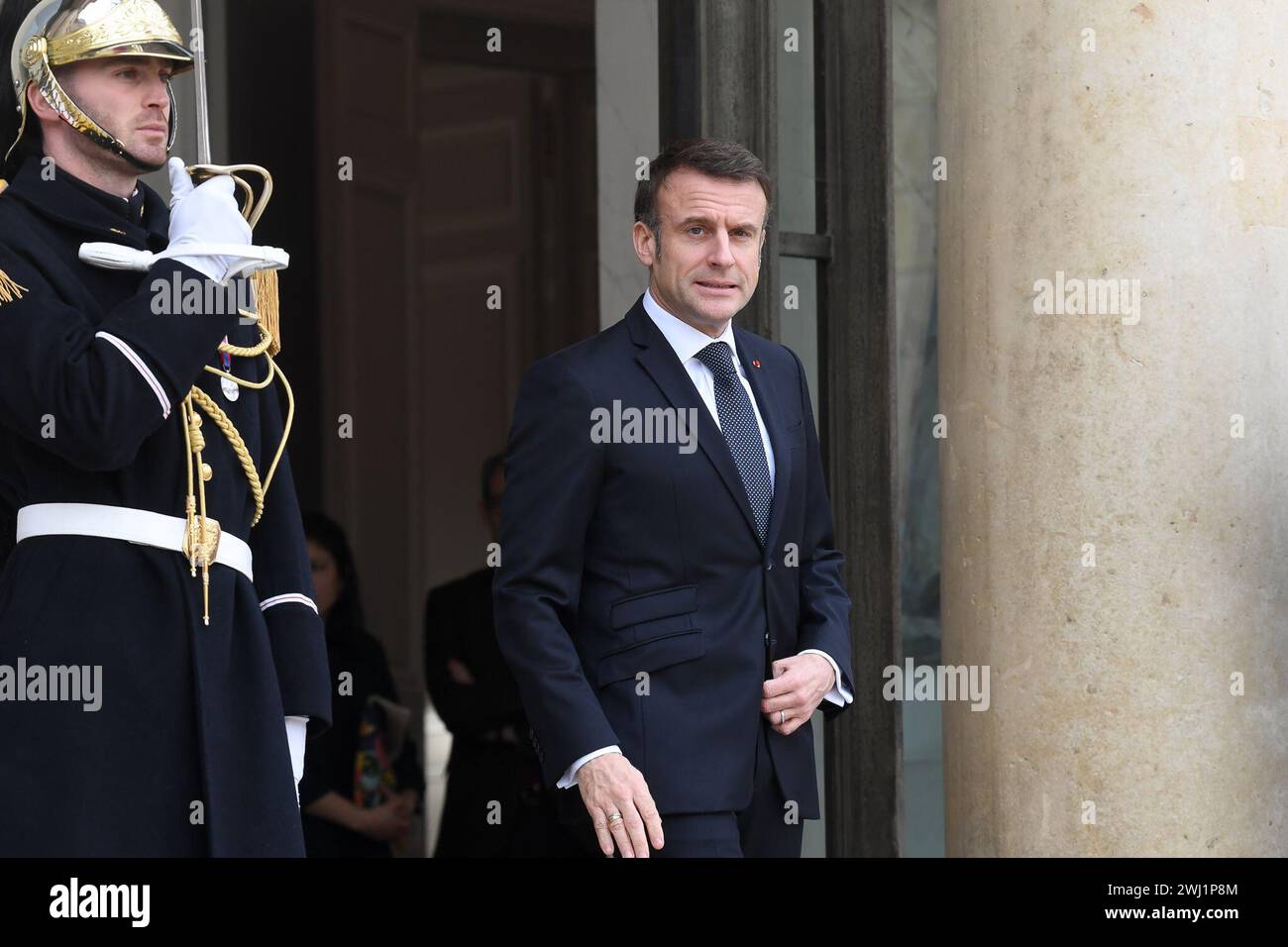 Paris, France. 12 février 2024. Emmanuel Macron déjeuner avec Mr. Donald Tusk, Président du Conseil des ministres de Pologne au Palais de l'Elysée à Paris, France, le 12 février 2024. (Photo de Lionel Urman/Sipa USA) crédit : Sipa USA/Alamy Live News Banque D'Images