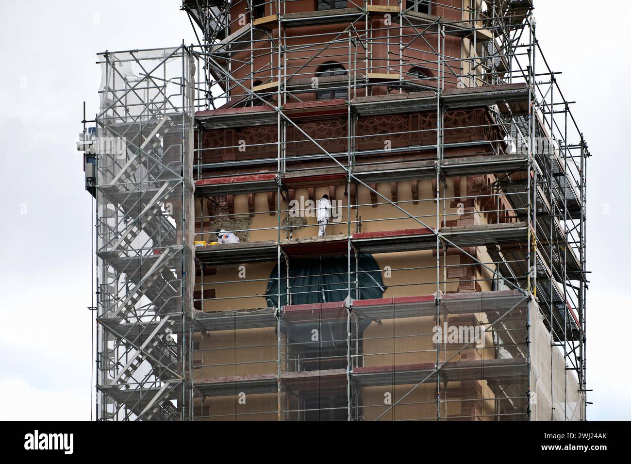 Échafaudage à préparation Église de Katharinen et ouvriers de la construction, Francfort-sur-le-main, Allemagne, Europe Banque D'Images