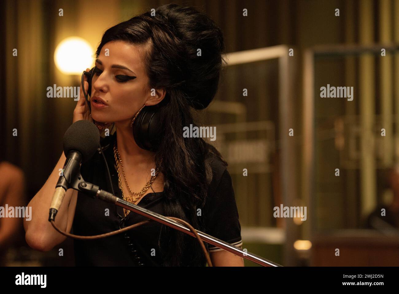 Retour à Black Marisa Abela Banque D'Images