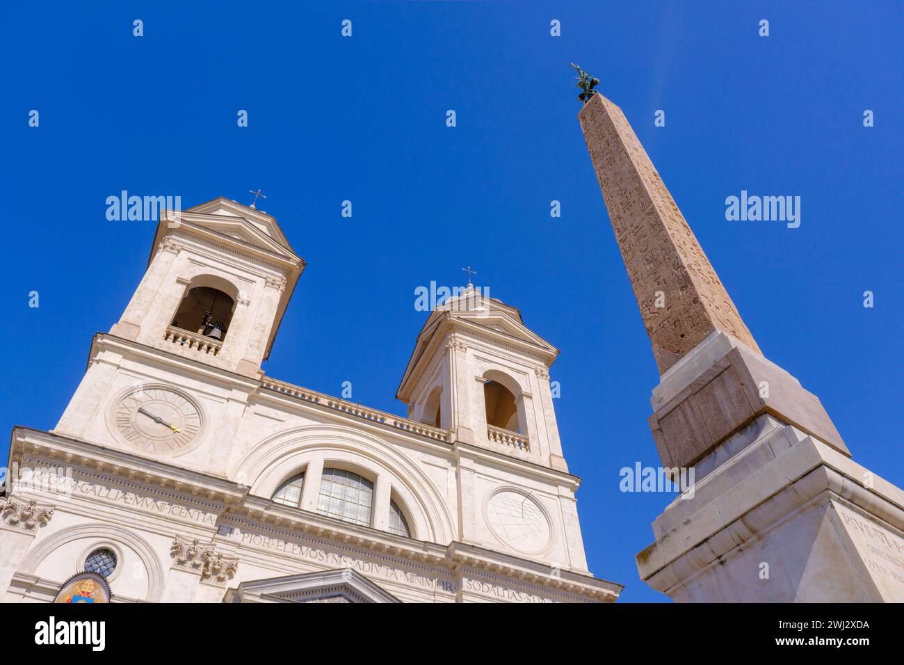 Rome, IT - 11 août 2023 : Institut Sacré-cœur Trinita dei Monti Banque D'Images