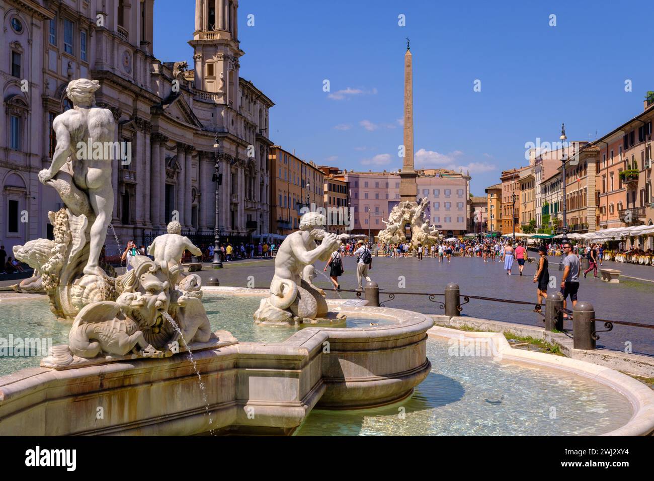 Rome, IT - 11 août 2023 : fontaine du Moro sur la Piazza Navona Banque D'Images