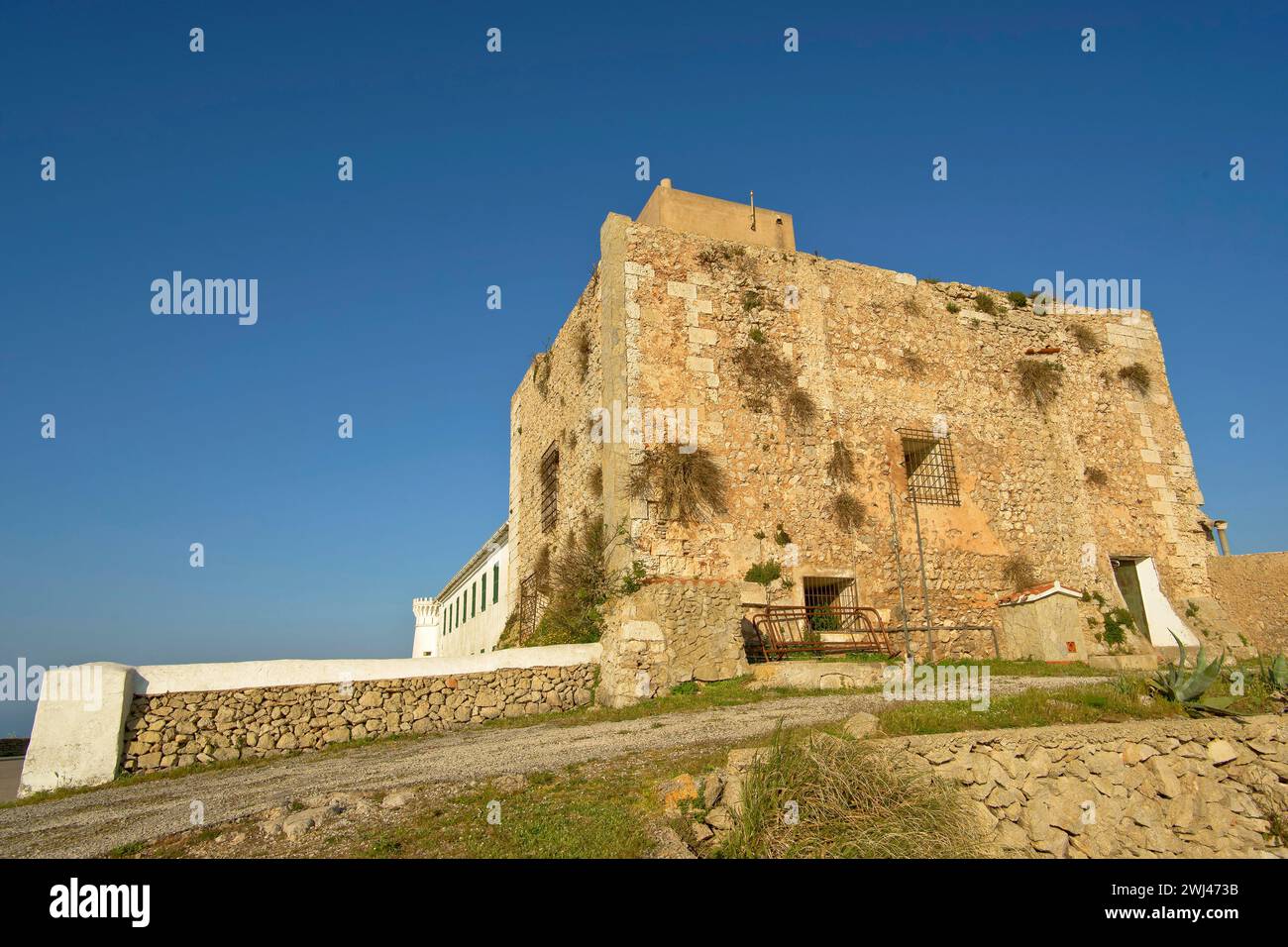 Torre fortificada (s.XVI).Santuario de la Verge de El Toro. Es Mercadal.Menorca.Reserva de la Bioesfera.Illes Balear.EspaÃ±a. Banque D'Images