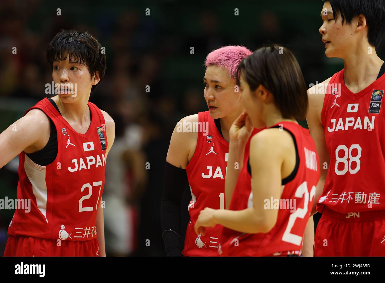 Sopron, Hongrie. 11 février 2024. (G-d) Saki Hayashi, Asami Yoshida, Himawari Akaho (JPN) Basketball : tournois de qualification olympiques féminins FIBA 2024 match du groupe A entre le Canada 82-86 Japon à l'Arena Sopron à Sopron, Hongrie . Crédit : Yoshio Kato/AFLO/Alamy Live News Banque D'Images