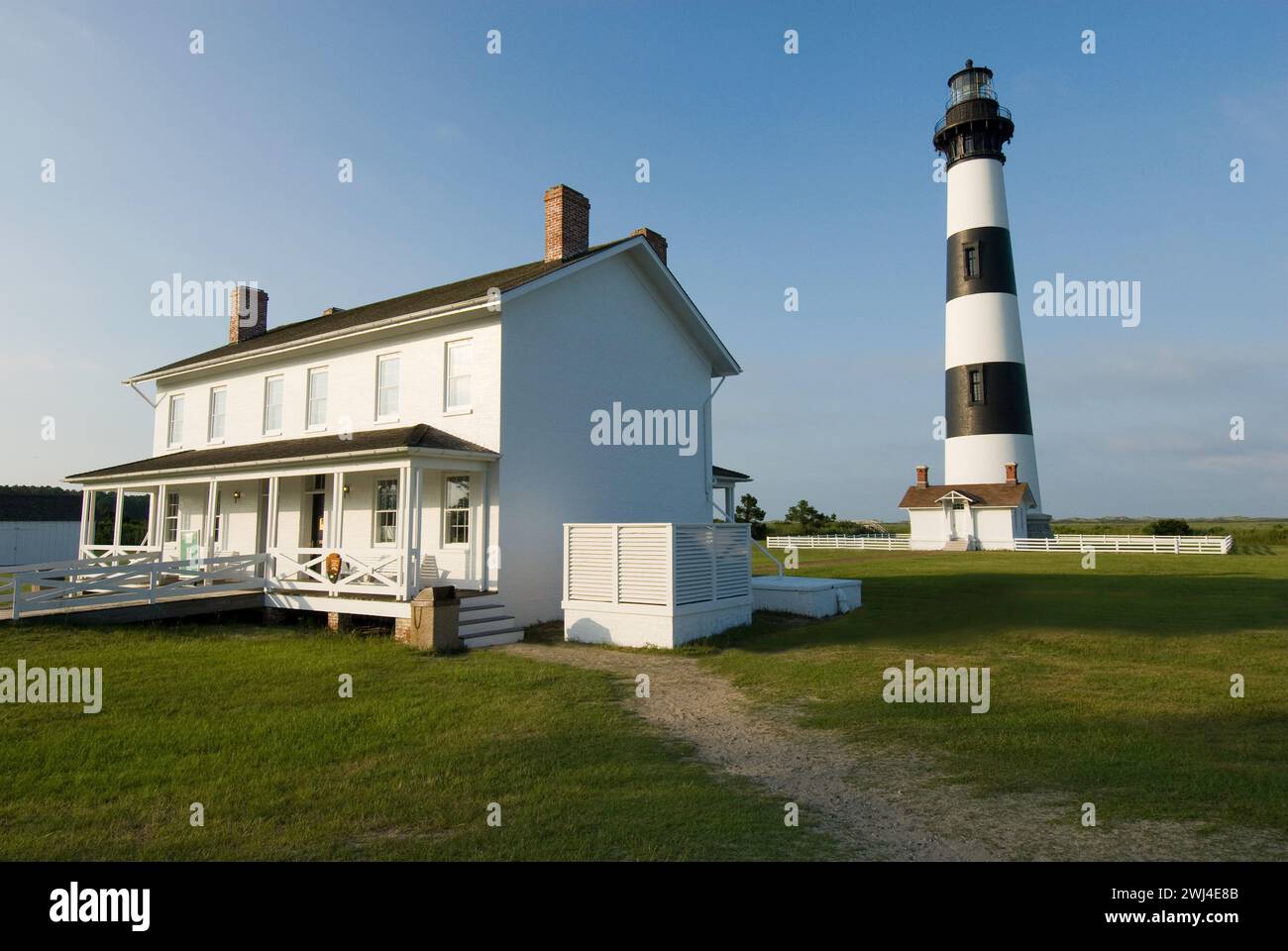 Phare de Bodie Island construit en 1872 est de 165 pieds de haut - également vieille maison de gardiens - Cape Hatteras National Seashore sur les rives extérieures - Nags Head Banque D'Images