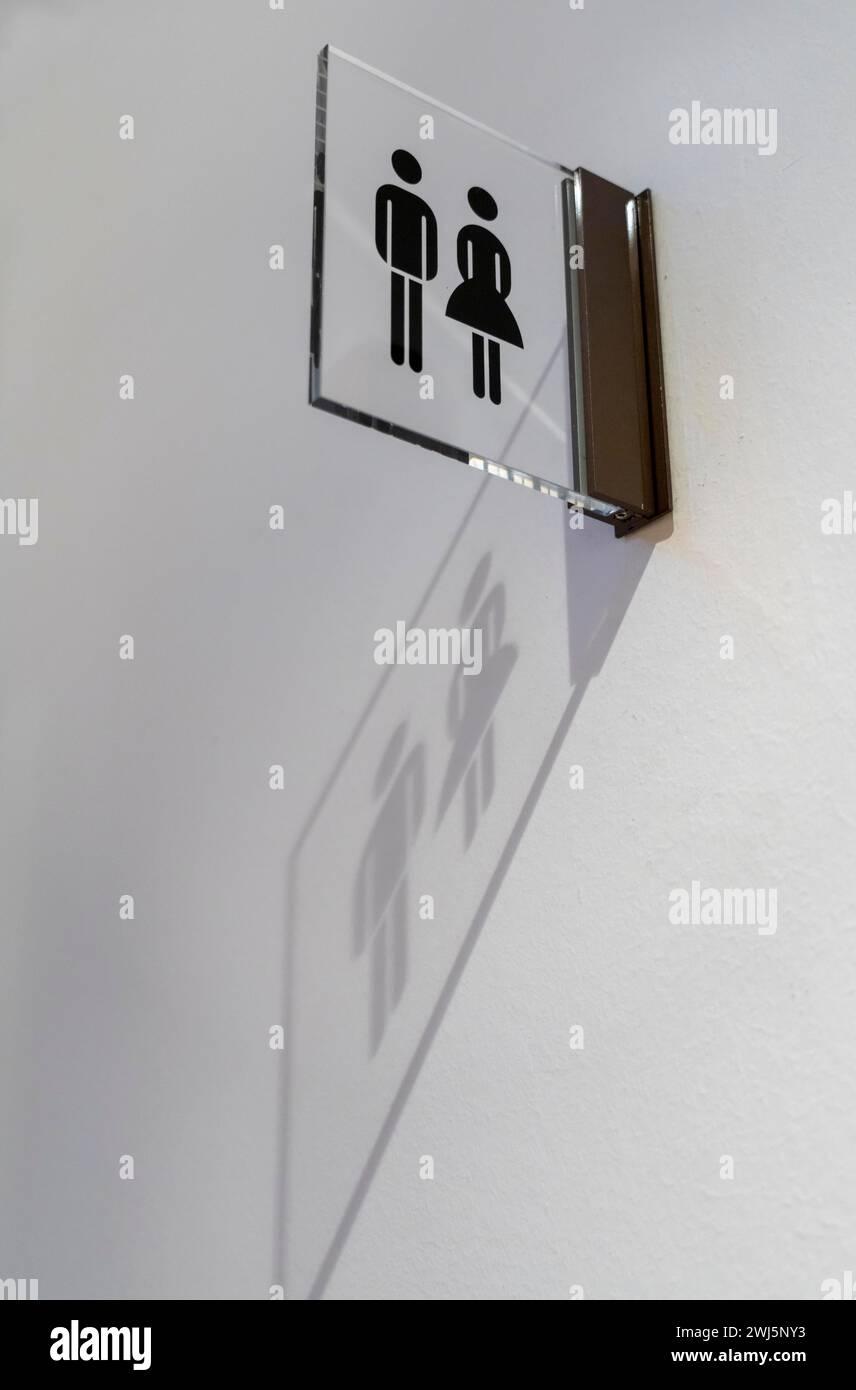 Panneau transparent, indication des toilettes, WC, avec ombre, Banque D'Images