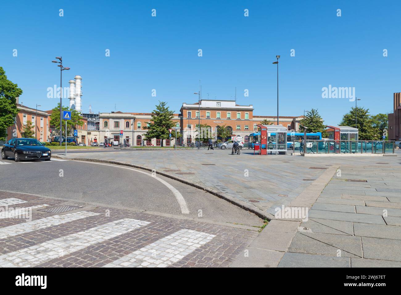 Piacenza, Italie. Gare de Piacenza, place Marconi. Ville importante de la vallée du Pô, riche en histoire Banque D'Images