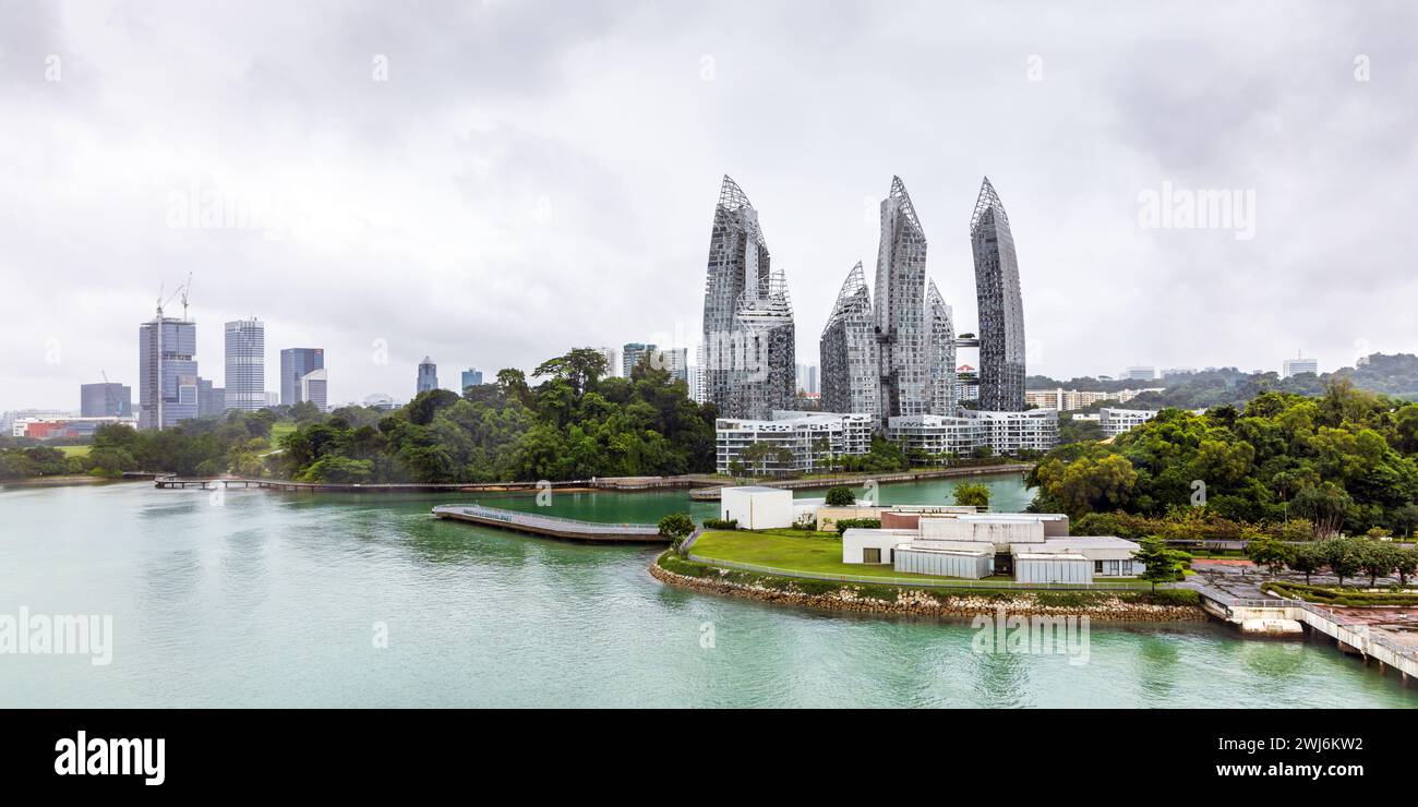 Front de mer de Singapour et port de plaisance de la baie de Keppel. Banque D'Images