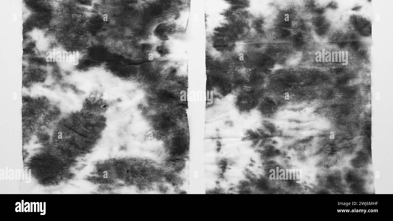 Lingettes de maquillage tachées sur fond blanc, vue de dessus Banque D'Images