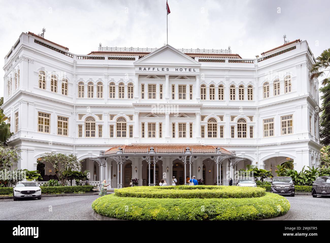 L'hôtel Raffles à Singapour. Ouvert en 1899, il porte le nom du fondateur de Singapour, Sir Stamford Raffles. Banque D'Images