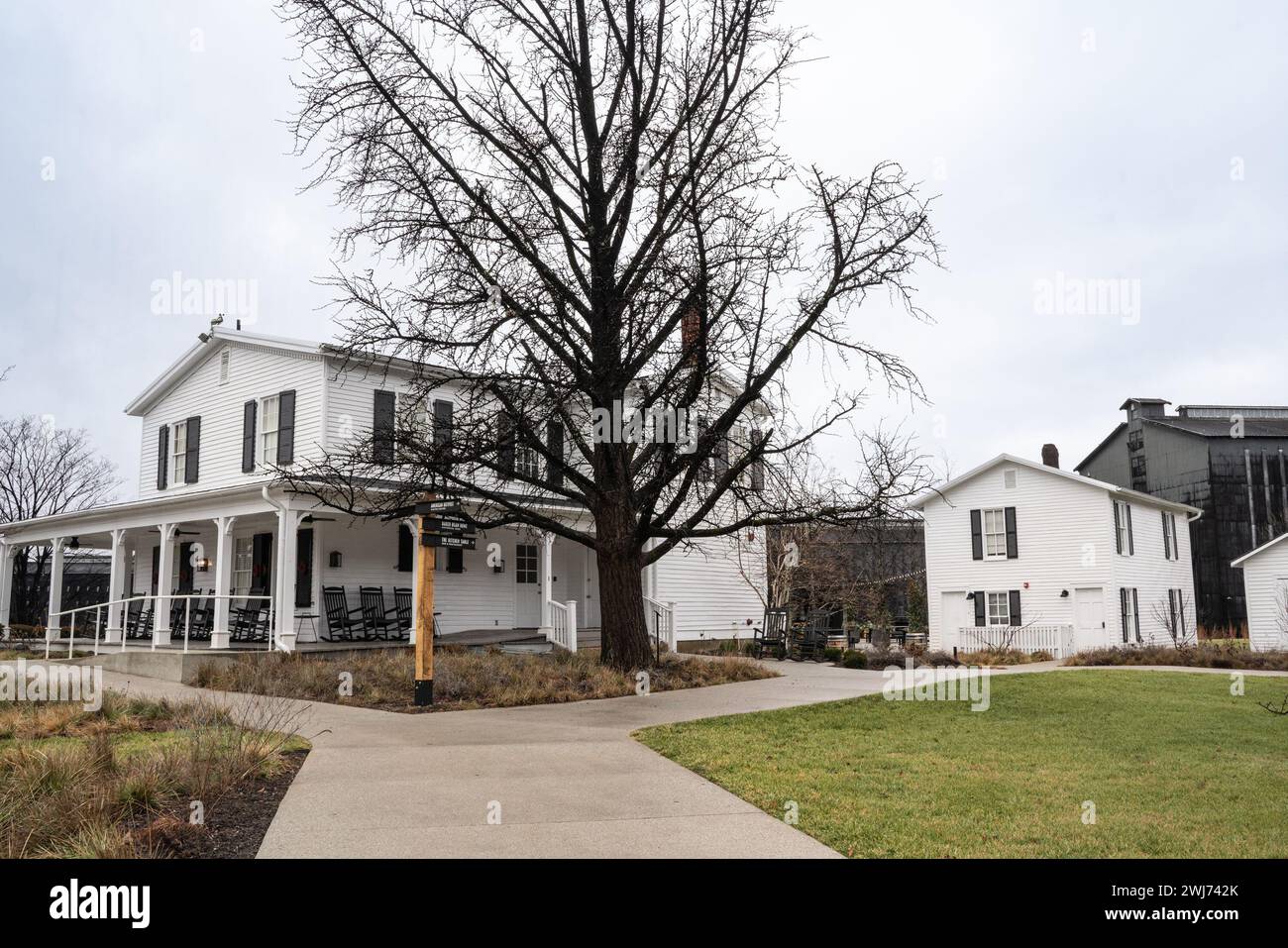 Clermont, Kentucky - 26 janvier 2024 : vue depuis le site historique Jim Beam alias James B. Beam Bourbon Distillery and Homestead le long du Kentucky Bour Banque D'Images