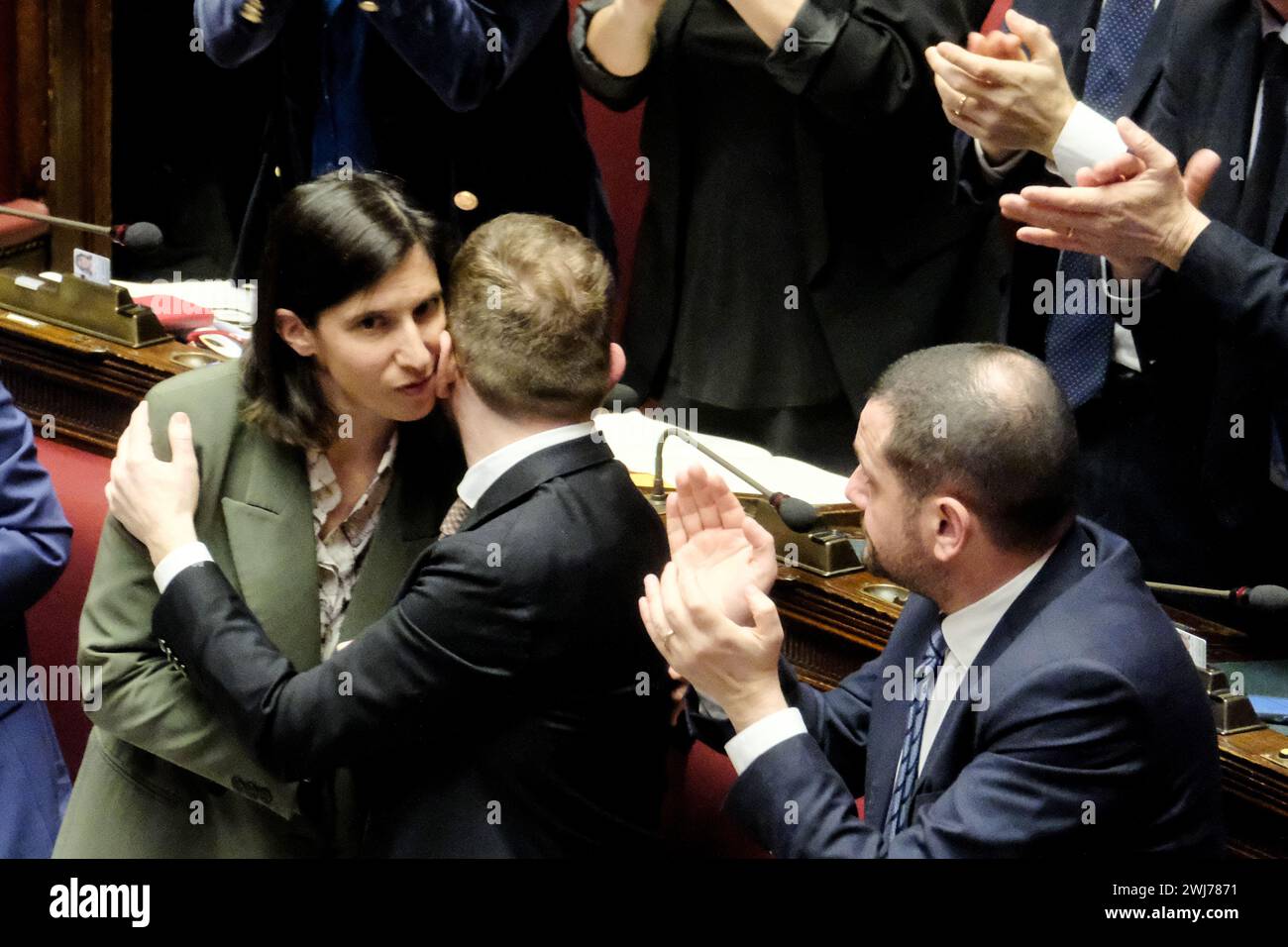 Foto Mauro Scrobogna/LaPresse 13-02-2024 Roma (Italia) - Politica - Camera dei Deputati, mozioni concernant iniziative in merito alla crisi in Medio Oriente - Nella foto: Elly Schlein e Giuseppe Provenzano PD durante la discusione delle mozioni sulla situazione di conflitto Israele Hamas a Gaza 13 février 2024 Rome (Italie) - politique - Chambre des députés, motions concernant des initiatives concernant la crise au moyen-Orient - sur la photo: Elly Schlein PD lors de la discussion des motions sur la situation du conflit entre Israël et le Hamas à Gaza Banque D'Images