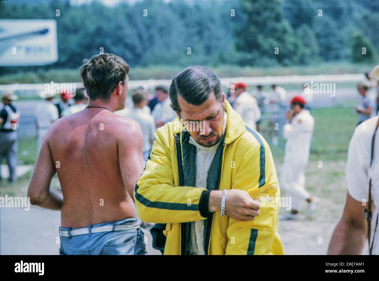 JO Bonnier au Championnat international Watkins Glen 1968 pour la course de 6 heures Makes, a commencé 6e, a terminé 19e dans une Lola T70 Mk 3 GT Banque D'Images