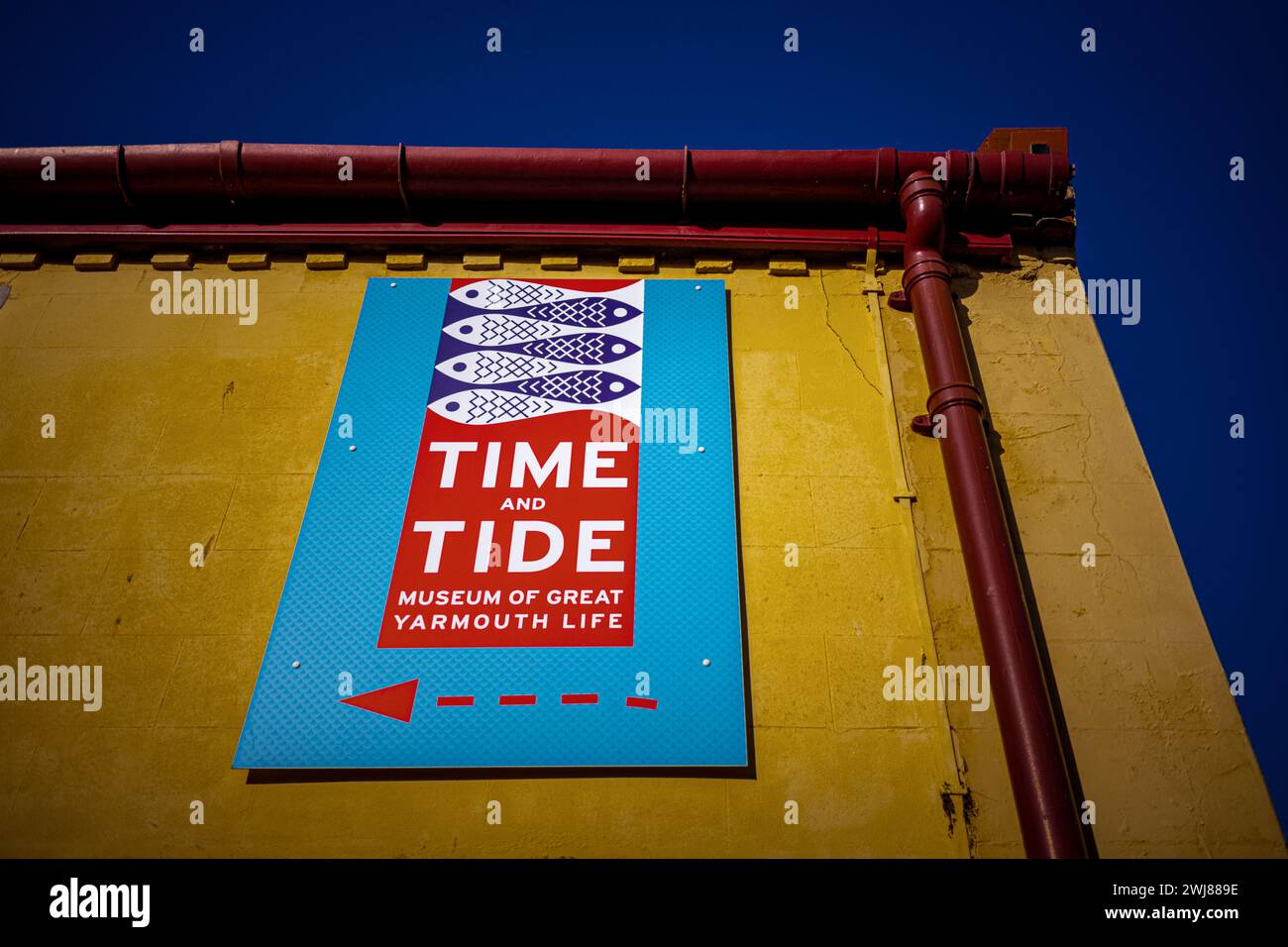 Signe du temps et de la marée Musée de la grande vie de Yarmouth. Time & Tide Great Yarmouth Royaume-Uni. Banque D'Images