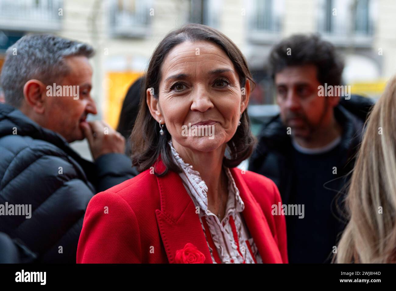 Manifestation contre la société immobilière Elix à Madrid Maria Reyes Maroto Illera, conseillère municipale de Madrid du parti PSOE, vu participer à une manifestation devant le siège de la société immobilière Elix contre la politique d'expulsion adoptée par la société qui spécule sur la création de nouveaux appartements touristiques à Madrid Madrid Siège Elix Madrid Espagne Copyright : xAlbertoxGardinx AGardin 20240213 Politics madrid elix démonstration 010 Banque D'Images